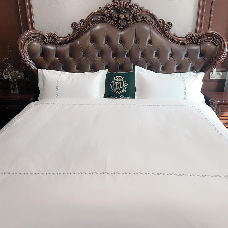 Hotelli Brodeerattu vuodevaatteet Set Platiin Fang Pure Cotton T300